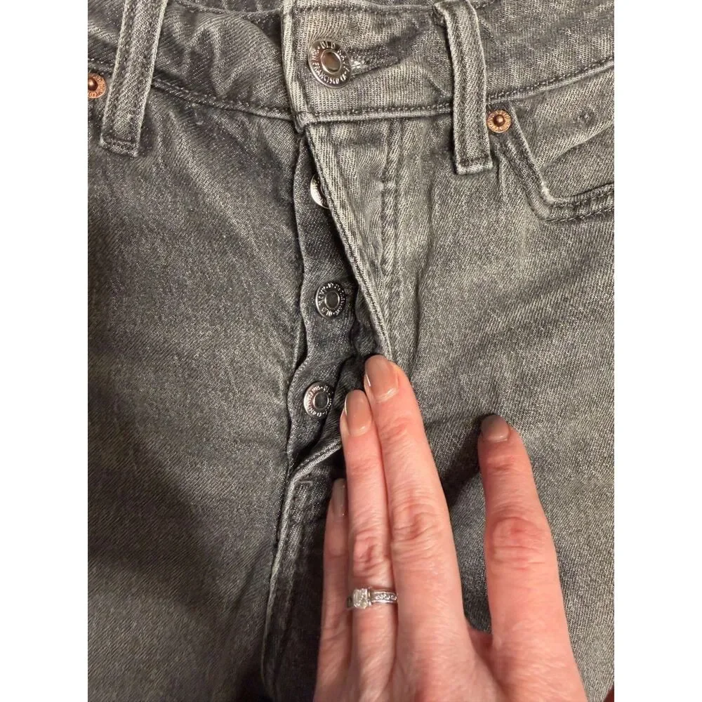 Old Navy Women’s 6 OG Straight Jeans High Rise Black Gray Wash Secret Smooth 26”